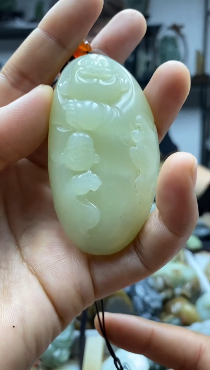 和田玉未镶嵌把件1