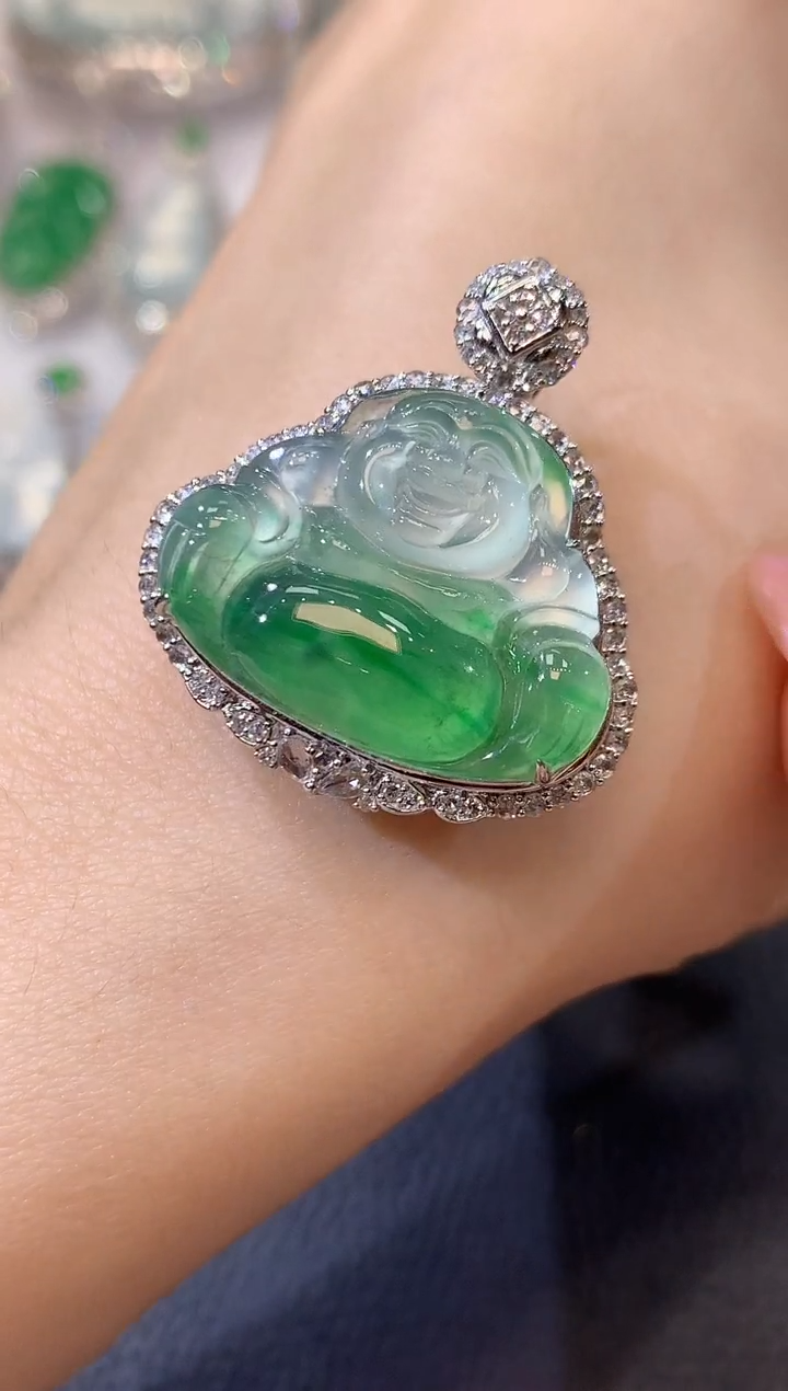 【闪购商品】翡翠吊坠(不含链)18K金镶嵌D26