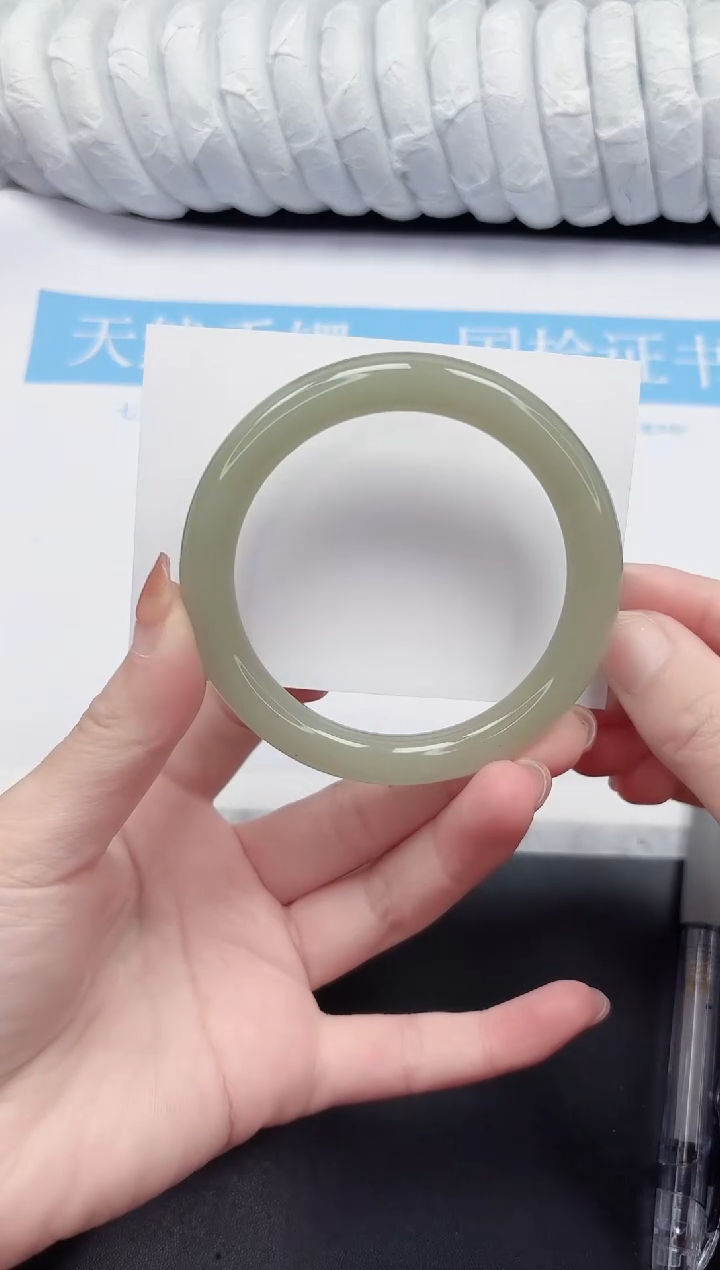 未镶嵌手镯石英质玉135-60.2DY