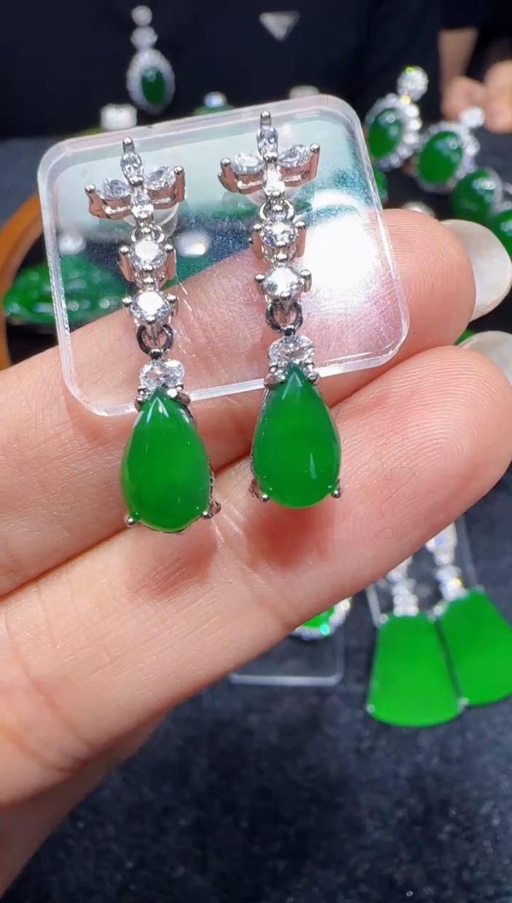 未镶嵌定制翡翠翡翠耳环11