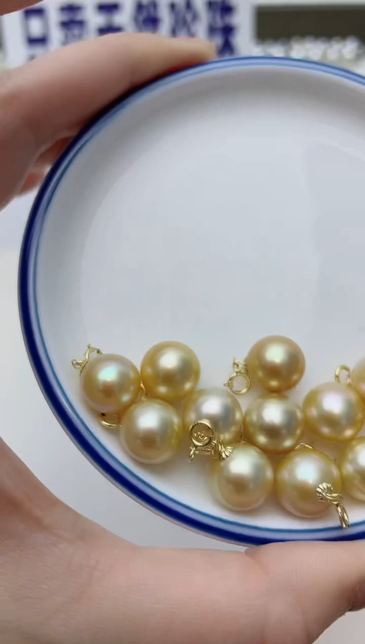 【闪购商品】海水珍珠颈饰18K金镶嵌A11商品多样性发其一