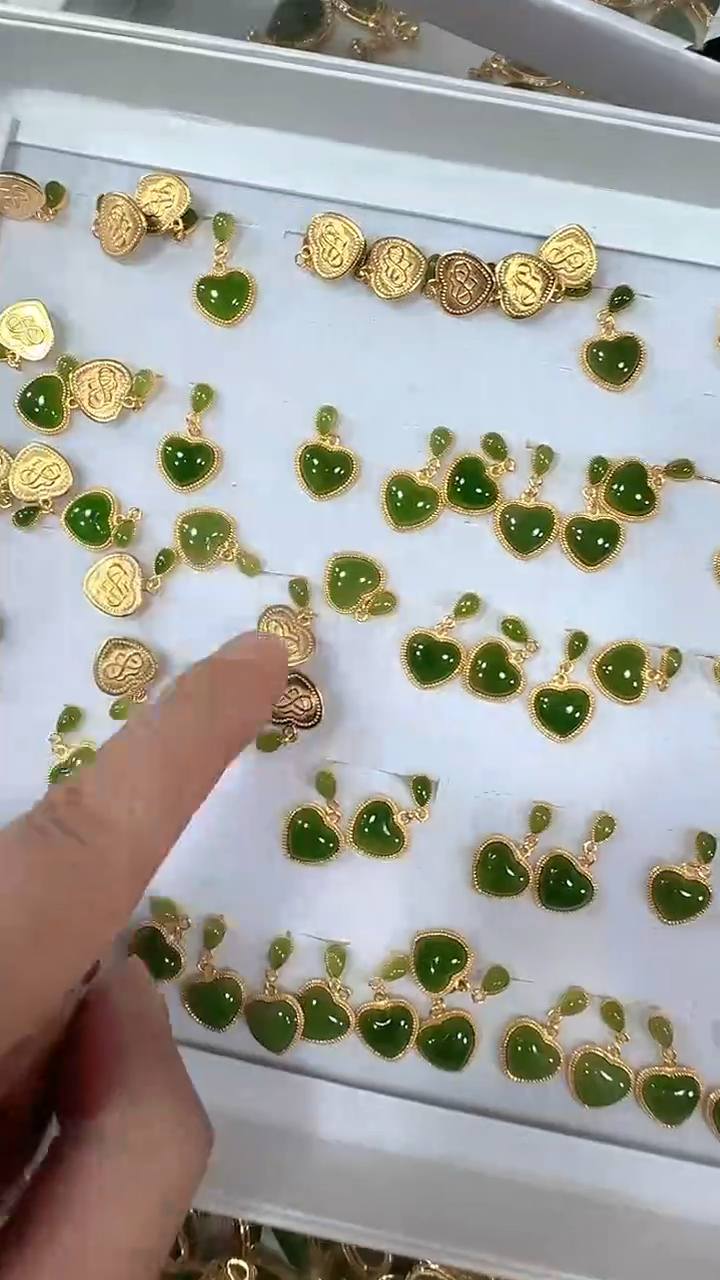 和田玉银S925镀金镶嵌颈饰耳饰多样性发一对