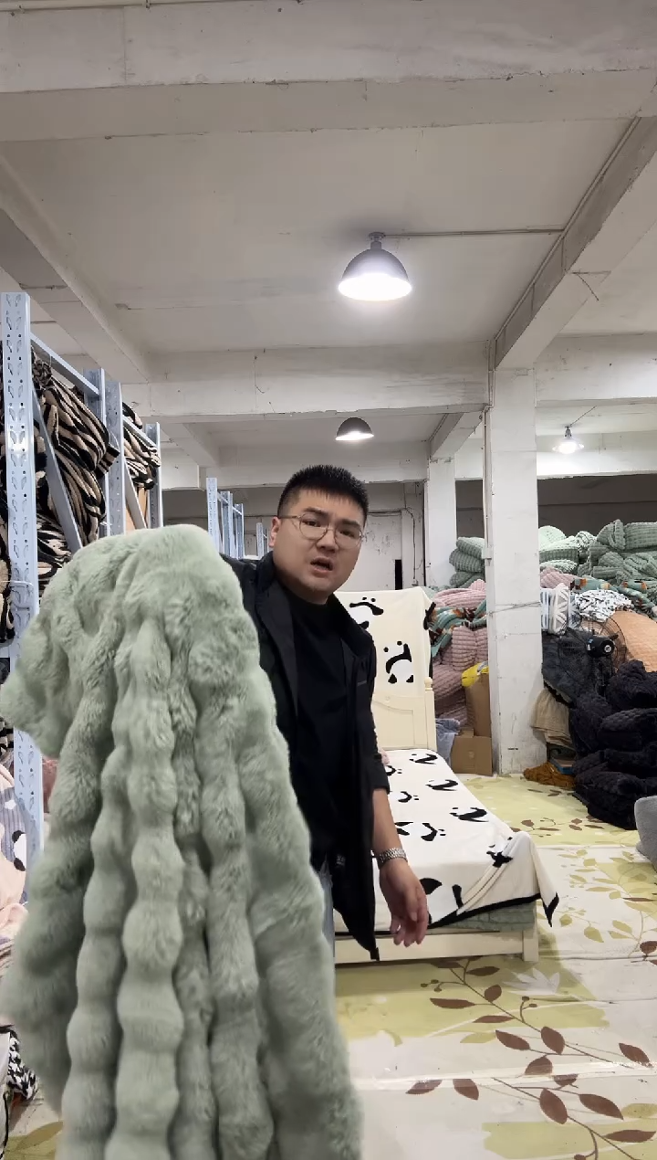 兔毛清货【1.5*2米大泡泡毯】外贸原单毛毯底价清货拼手速