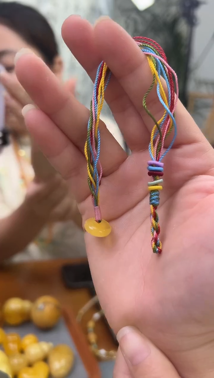 裸石琥珀未镶嵌蜜蜡手绳