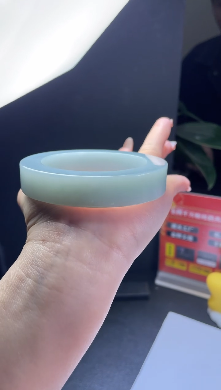 【闪购商品】定制翡翠手镯未镶嵌DDH96418