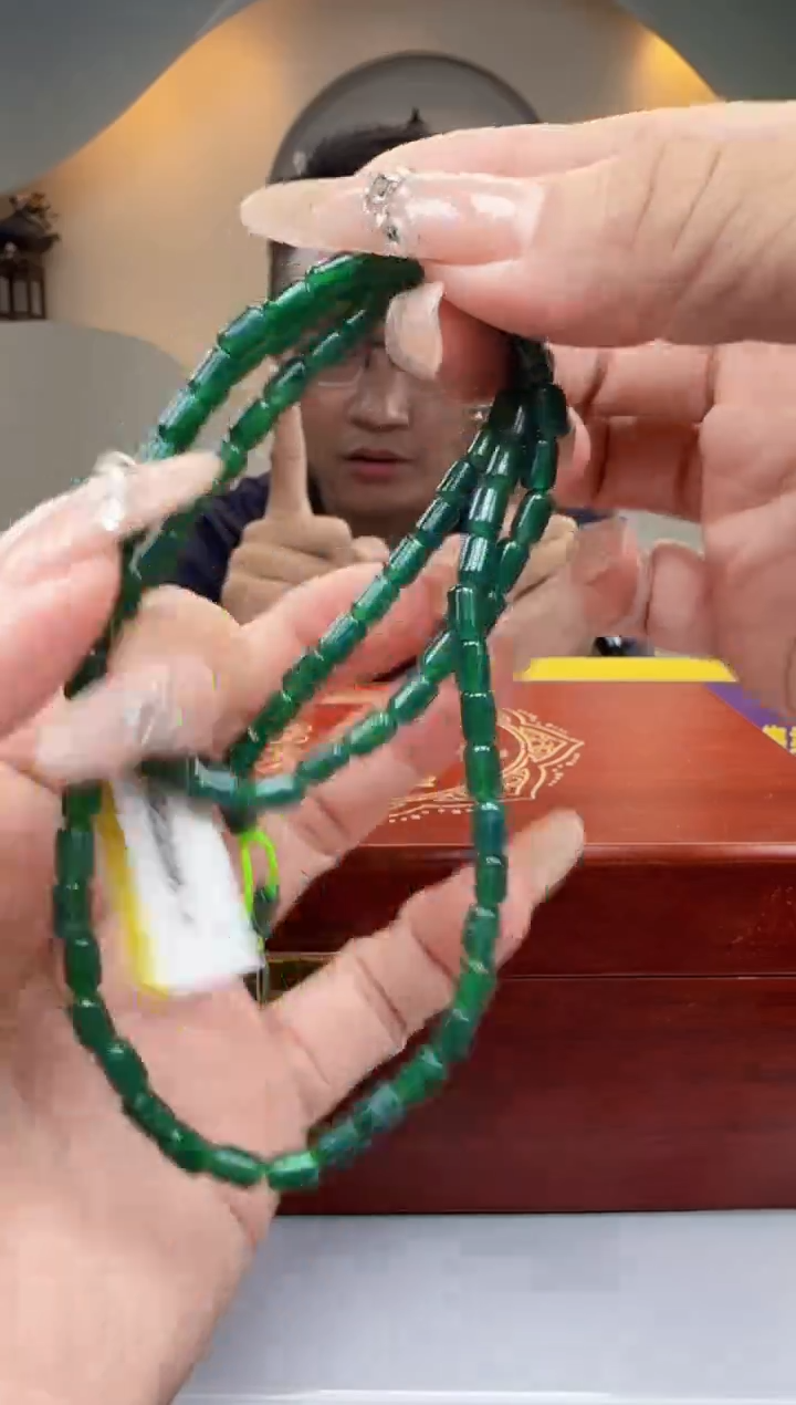 定制翡翠未镶嵌Q21953翡翠（多样性发一）