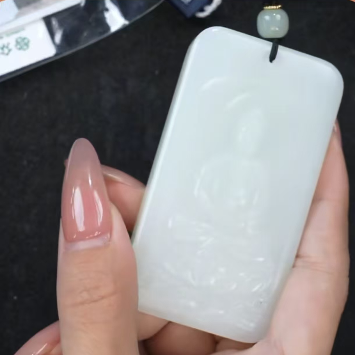 创汇和田玉观音牌  