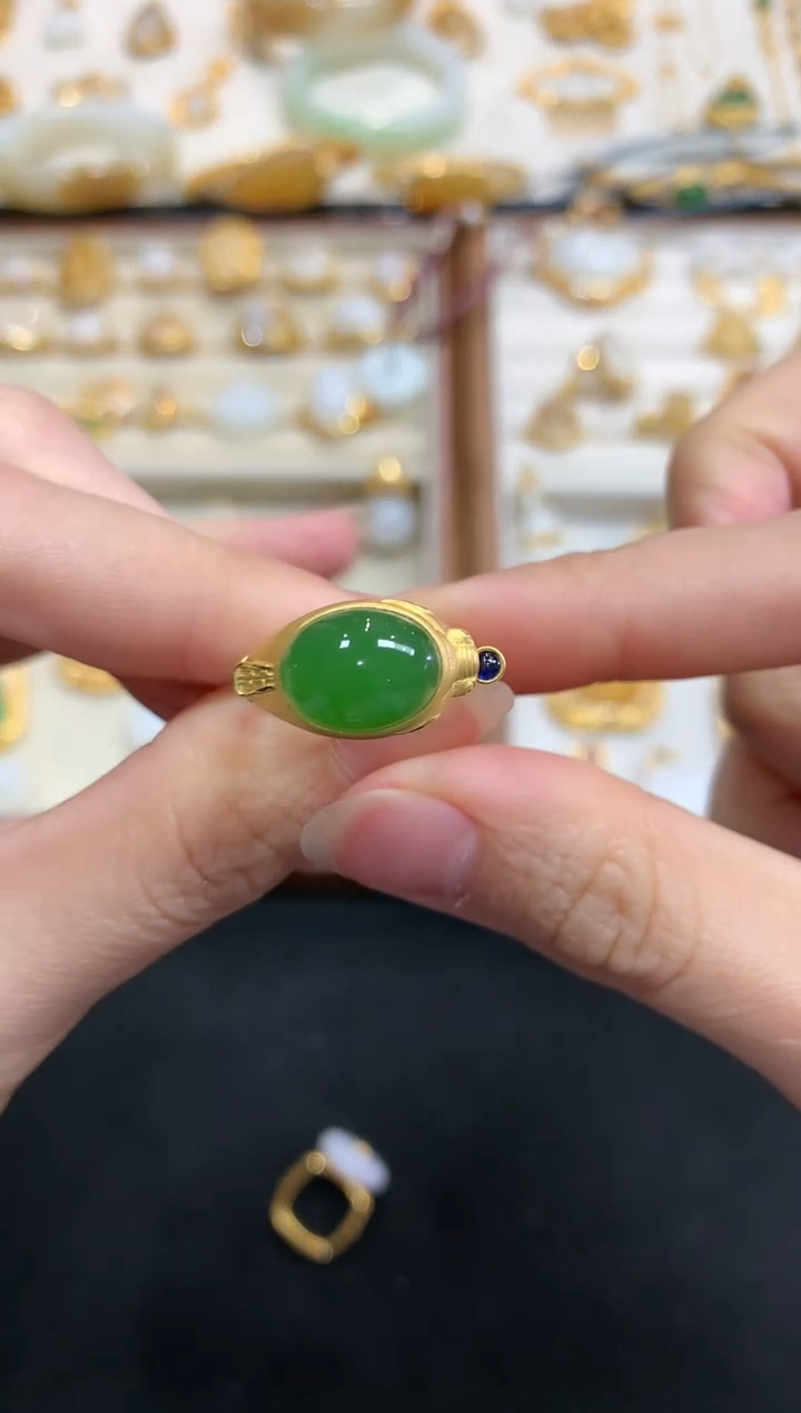 【闪购商品】和田玉吊坠(不含链)18K金镶嵌w701|5999.2