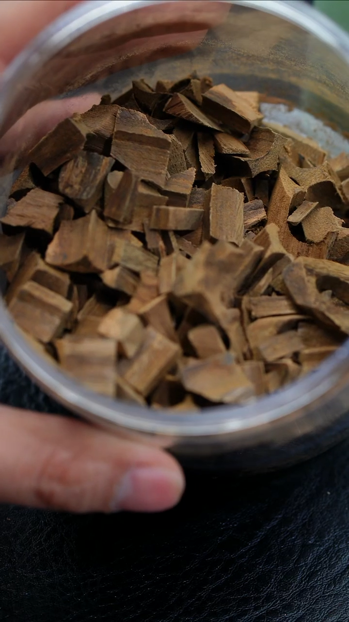 【闪购商品】沉香沉香碎屑文莱黑棋楠碎料10克多样式发一