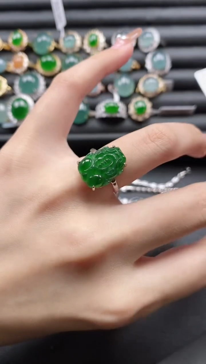 【闪购商品】翡翠戒指银S925镶嵌51151
