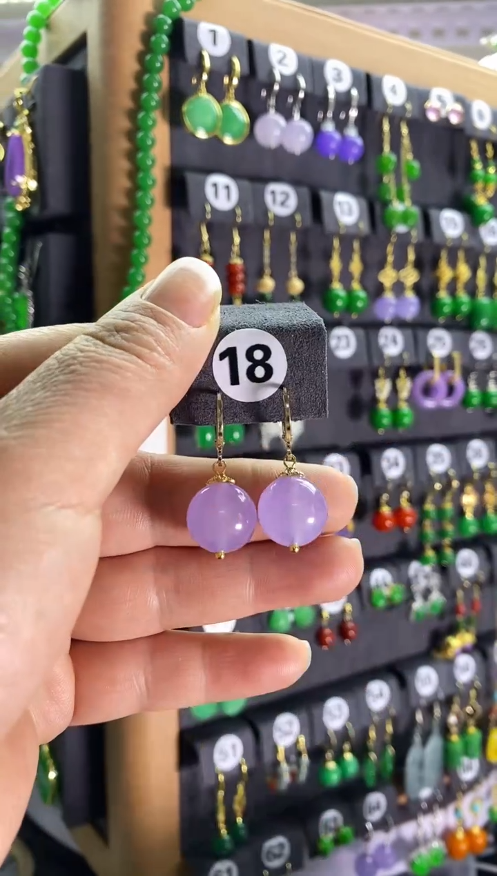 【闪购商品】翡翠耳饰银S925镶嵌18....