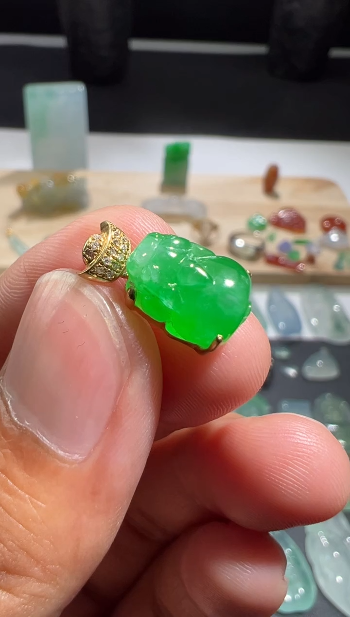 【闪购商品】定制翡翠18K金镶嵌天然缅甸A货翡翠