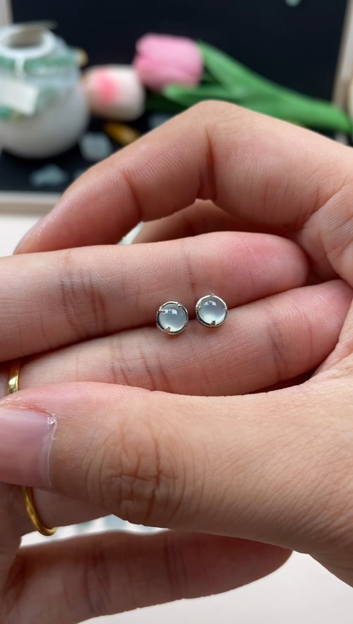 【闪购商品】翡翠颈饰银S925镶嵌翡翠冰晴蛋面