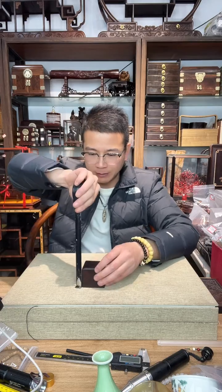 乌木类书架914大红酸枝戒指盒