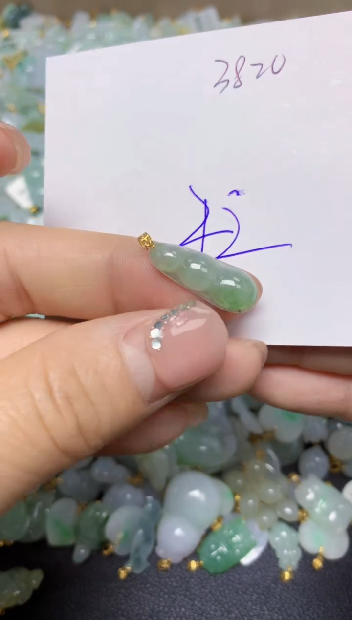 【闪购商品】翡翠挂件18K金镶嵌 天然翡翠A货