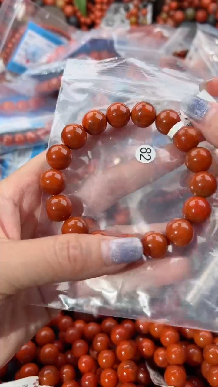 【闪购商品】南红玛瑙手串未镶嵌12+