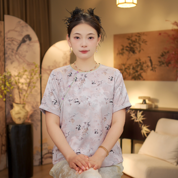 憨态可掬 圆领挽袖设计感提花短袖9406