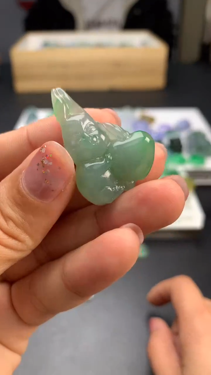 【闪购商品】定制翡翠未镶嵌             