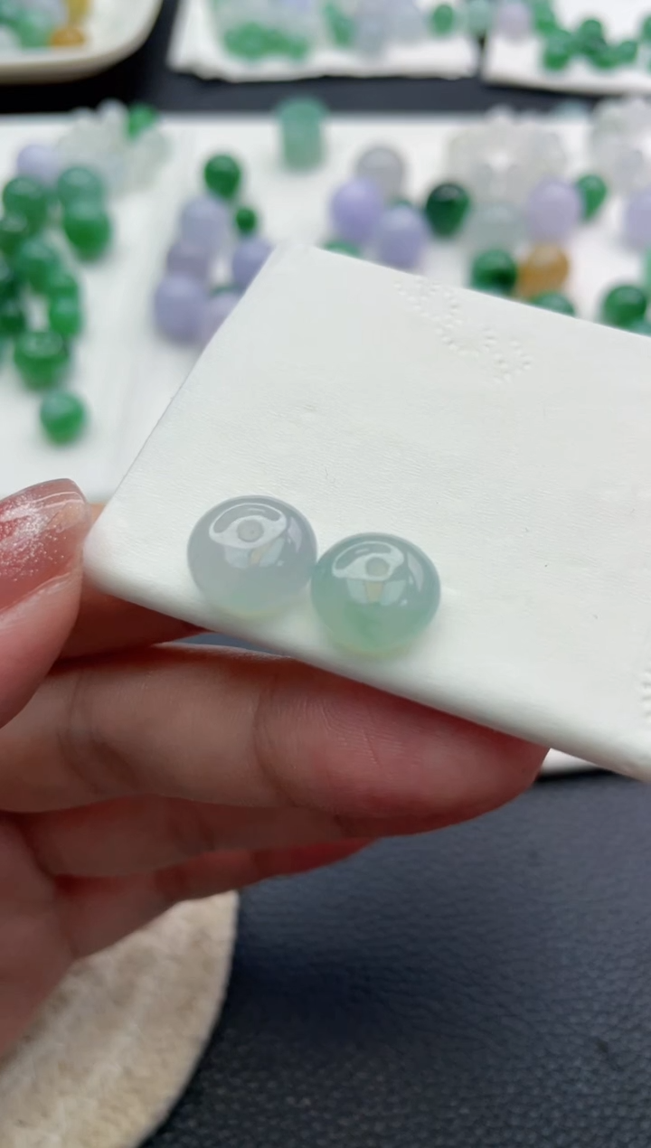 【闪购商品】定制翡翠未镶嵌珠子