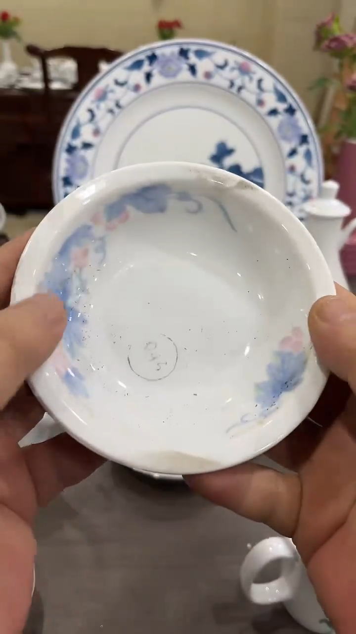 11.5厘米湖南醴陵釉下五彩陶瓷