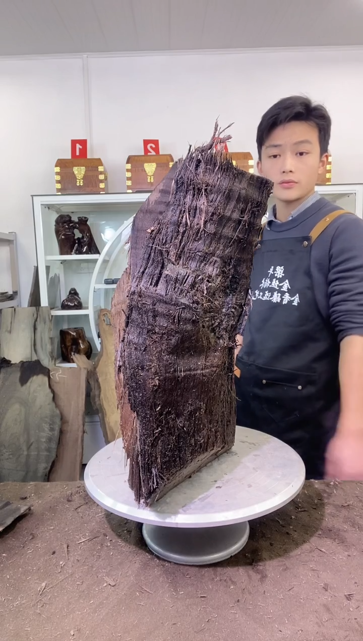 荣****艺金丝楠木原料木材