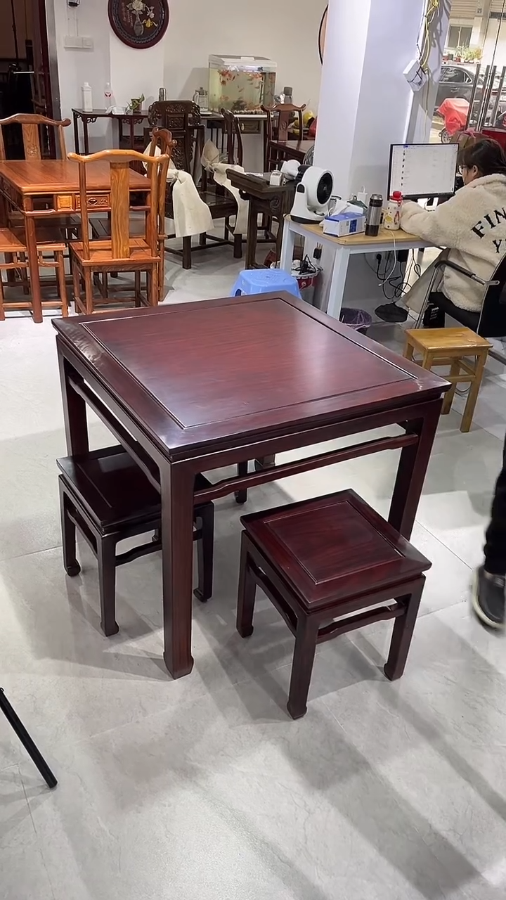黑酸枝木类成套家具黑酸枝方桌尺寸88*88*78高 凳子38*38*44高