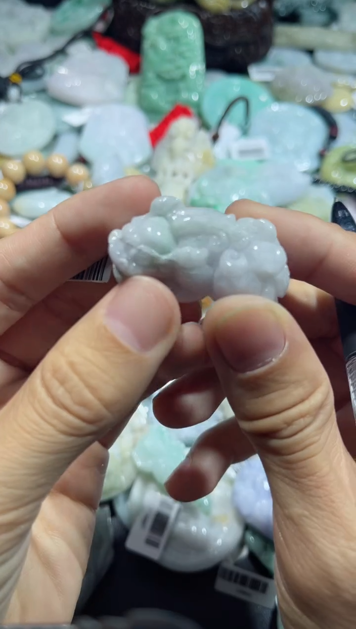 【闪购商品】翡翠颈饰未镶嵌00012626