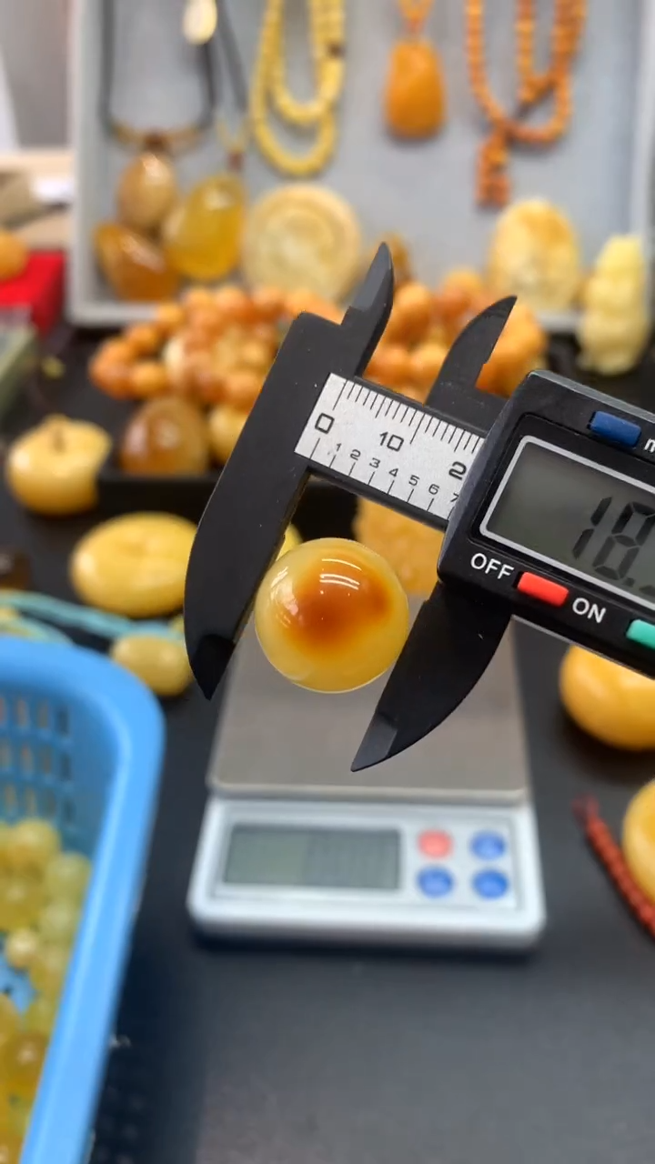 【闪购商品】琥珀珠宝奇石未镶嵌498