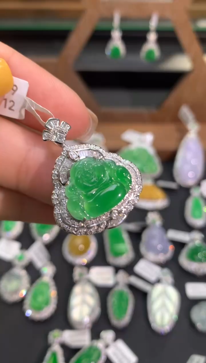 翡翠18K金镶嵌吊坠(不含链)吊坠