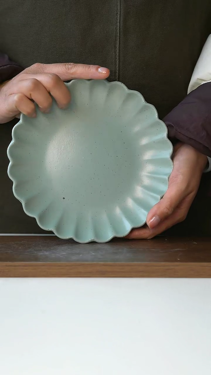 【闪购商品】陶瓷出澳洲 莫兰迪绿甜品盘@4-2@