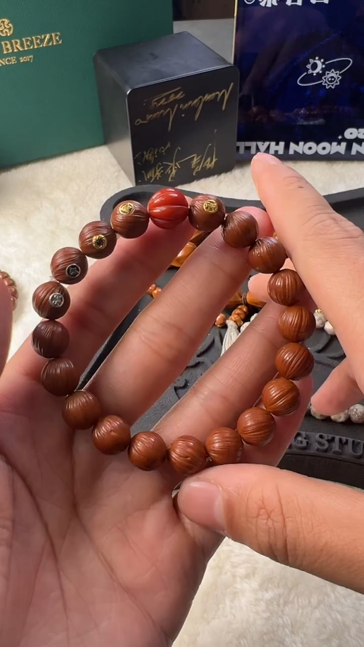 吊坠桃核发发发发发发发发