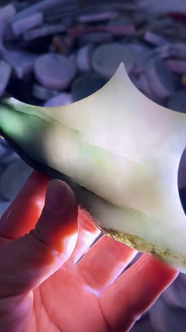 【闪购商品】翡翠挂件未镶嵌A货康壹280
