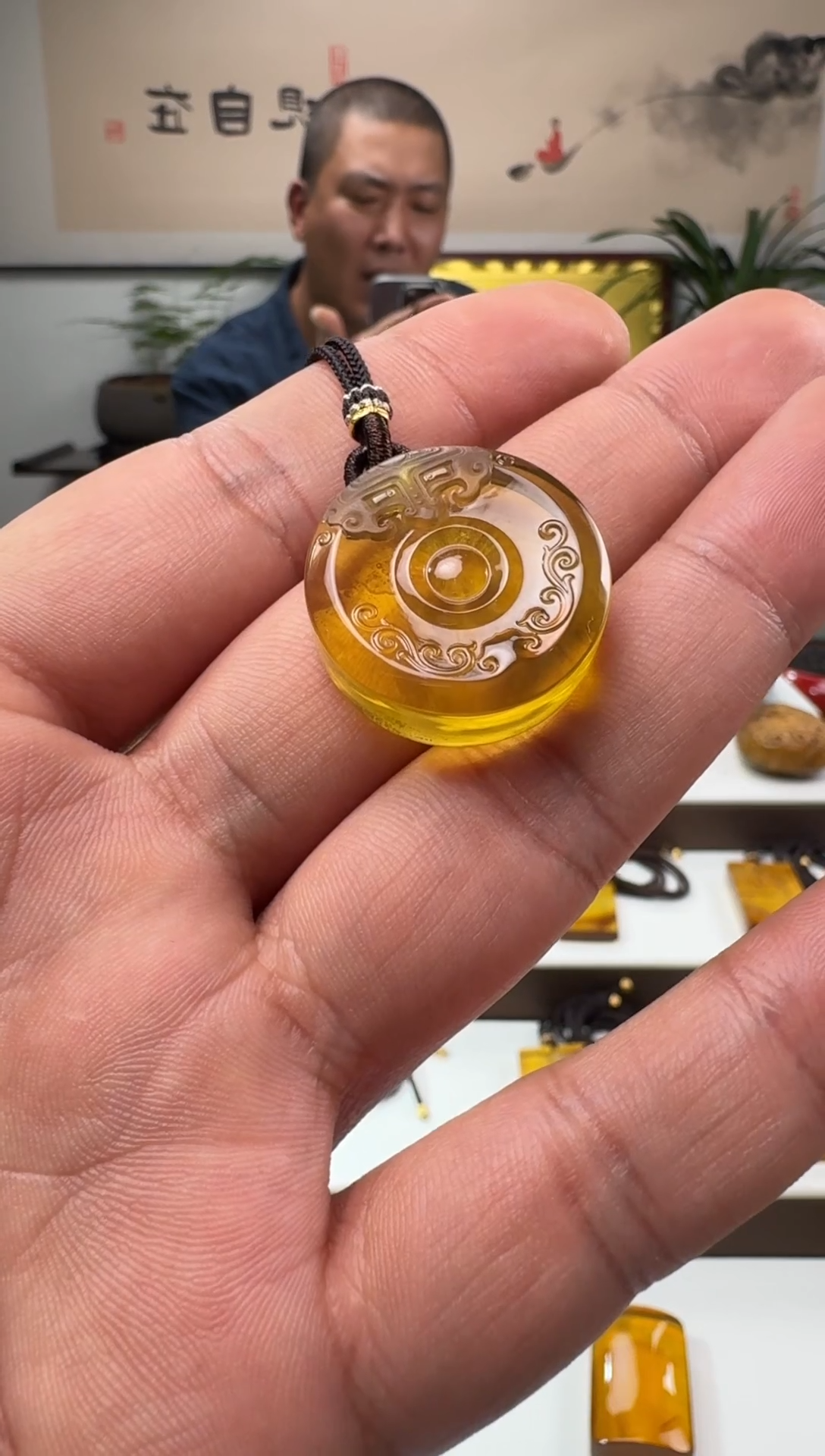 【闪购商品】琥珀颈饰未镶嵌缅甸琥珀复古圆形吊坠