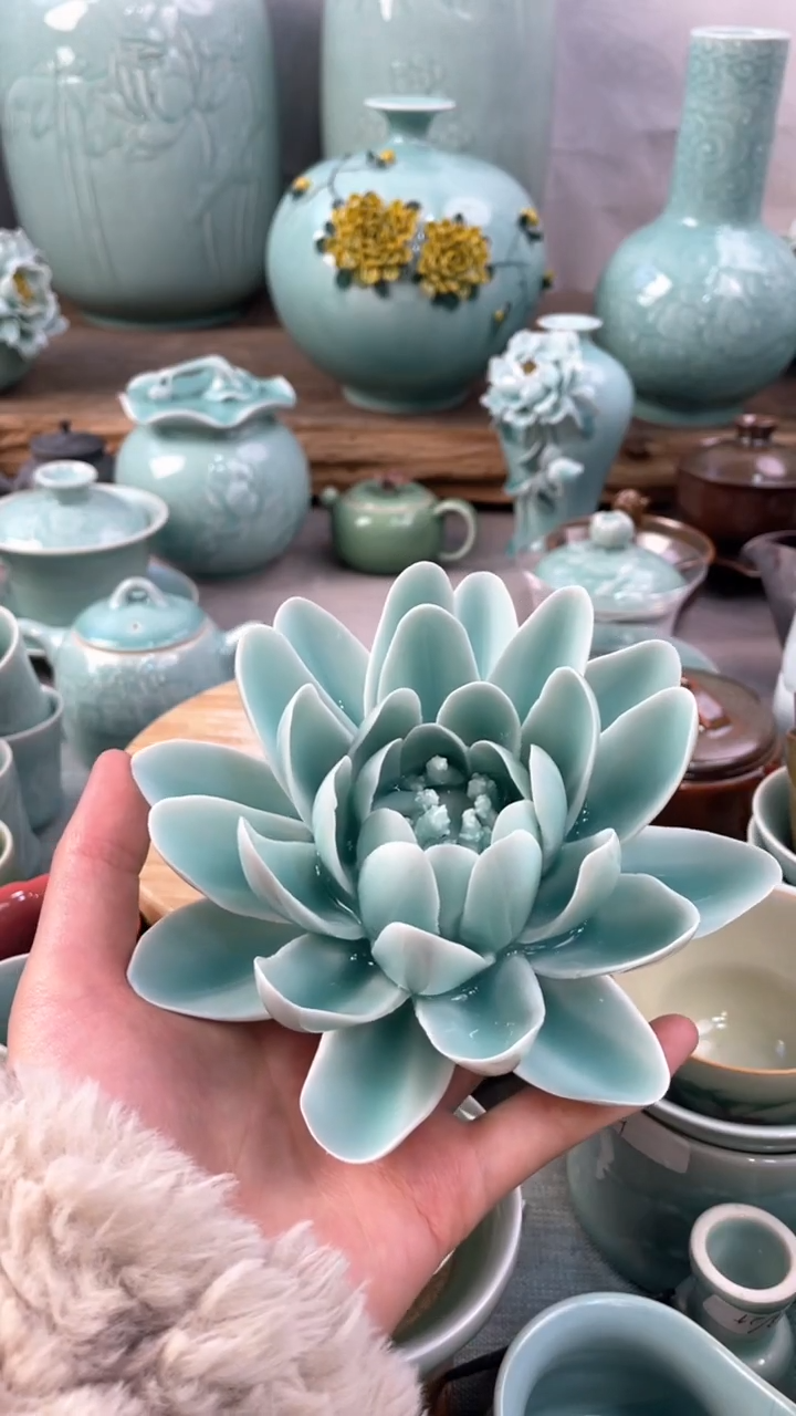 【闪购商品】纯手工 睡莲 特价 微瑕 慧仙青瓷