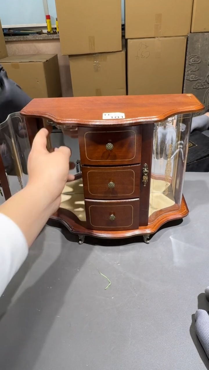【闪购商品】杯小四孤品收藏中古品