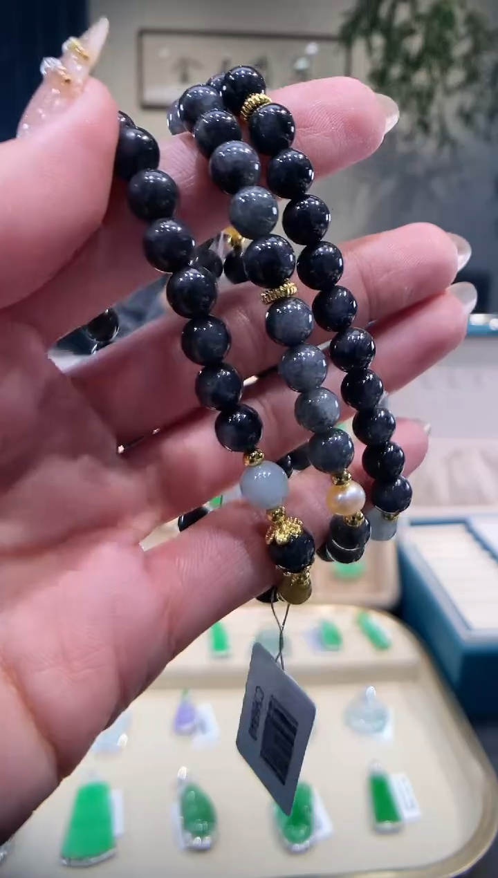 【闪购商品】翡翠吊坠(不含链)未镶嵌手串 多样性发其一
