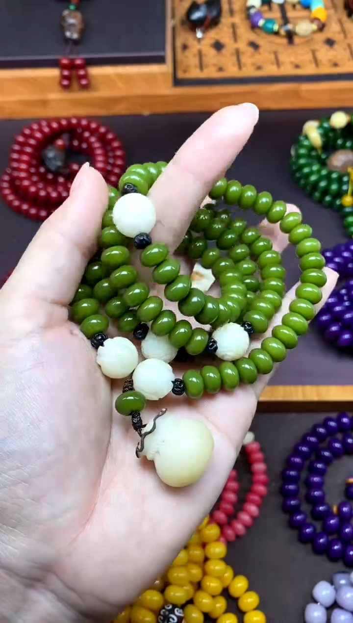 白玉菩提手串青钱袋毛衣链绿菩提莲花多圈108颗