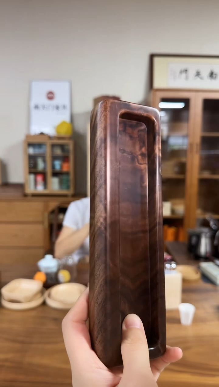 木（非红木类）海*波黑胡桃木茶杯架