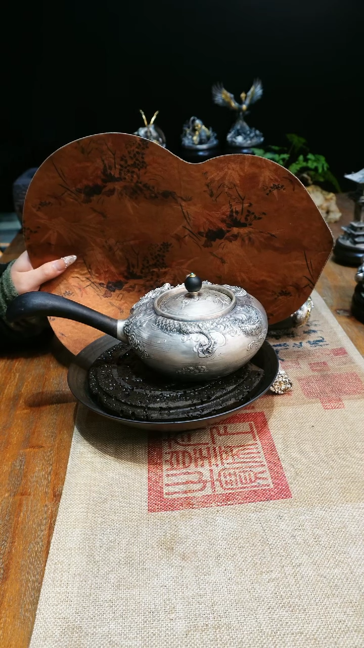 【闪购商品】茶盏欲山行 龙测把壶