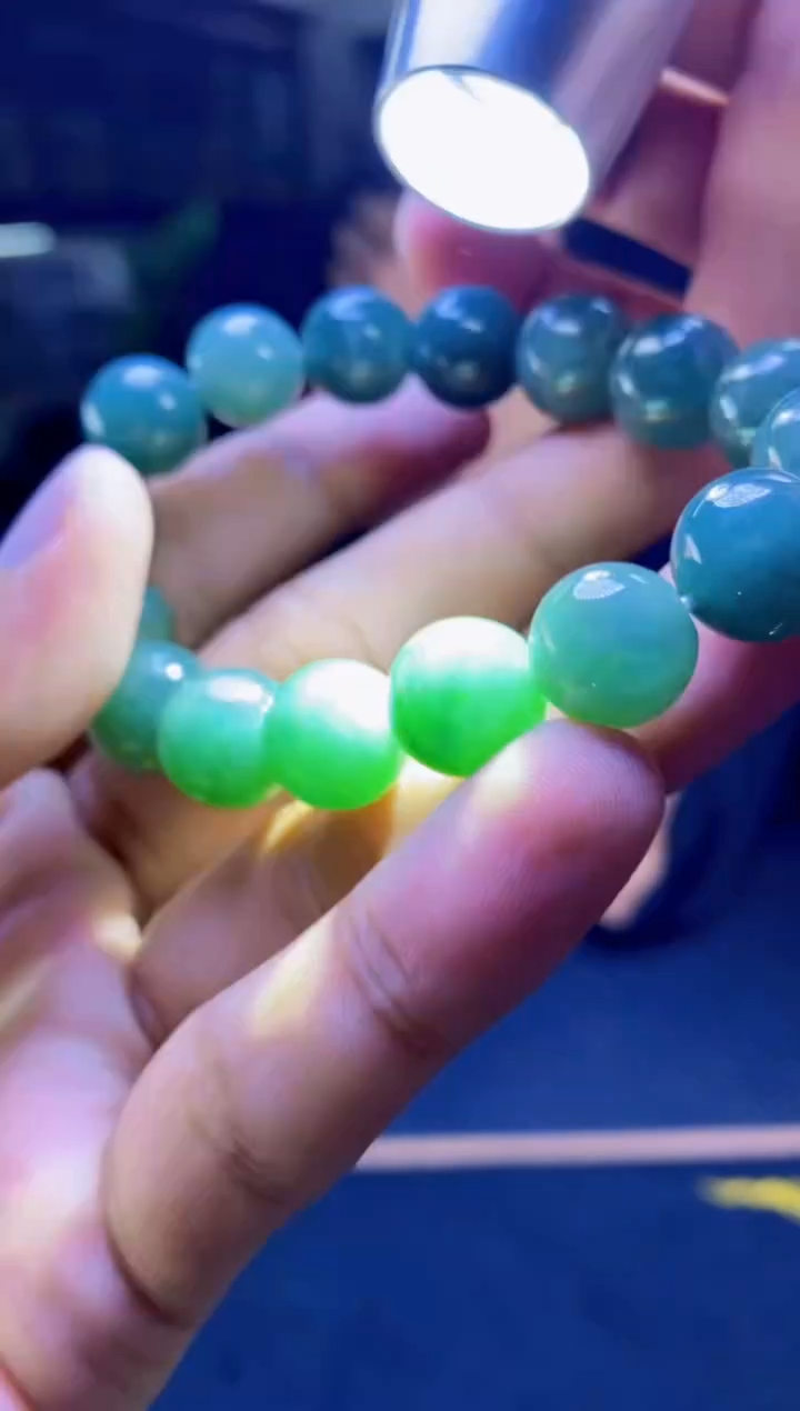【闪购商品】定制翡翠未镶嵌纯天然缅甸翡翠A货 多样性发货只发其一