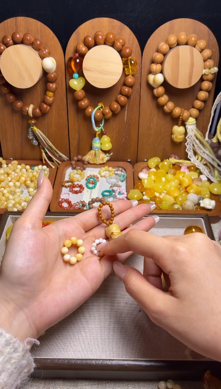 手串猴头核桃一**?单配饰悟道猫吊坠黄跑环白跑环