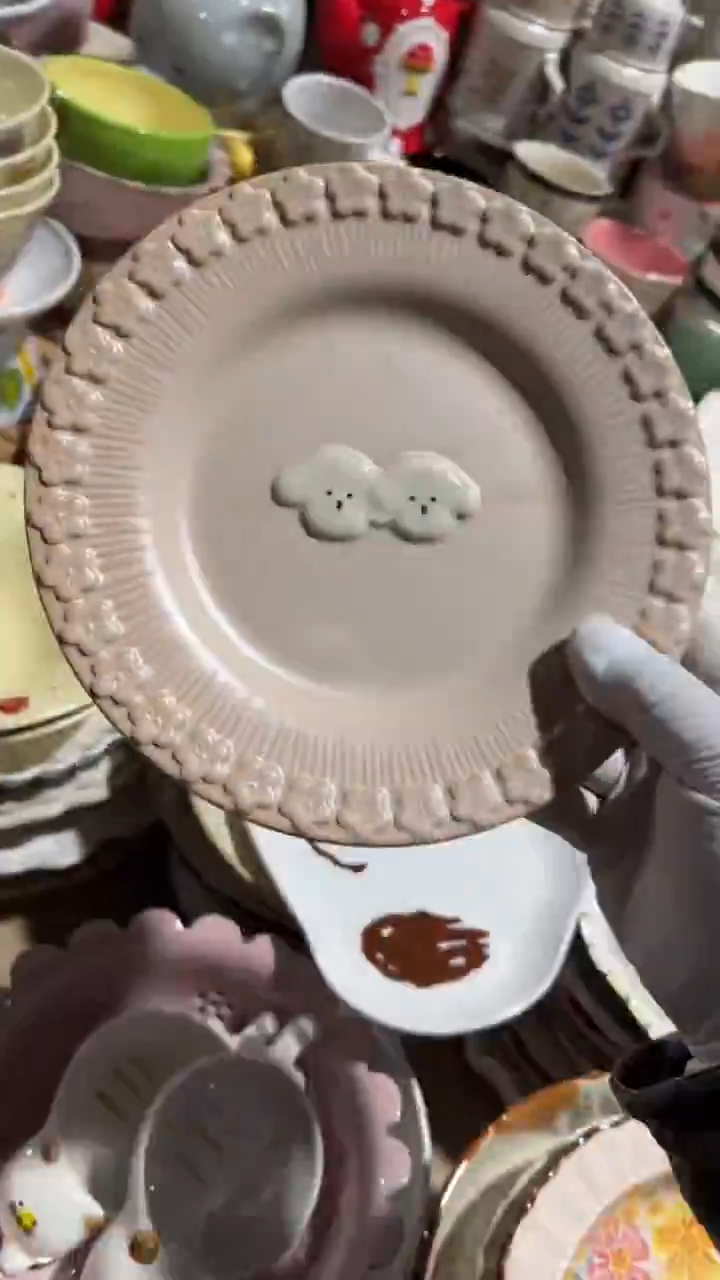 陶瓷8英寸小狗浅盘微瑕 凑满20元包邮