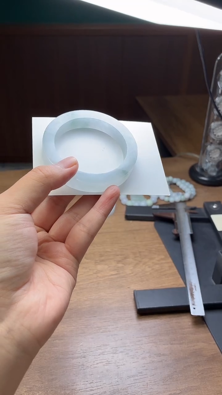 未镶嵌手镯定制翡翠s****5定制