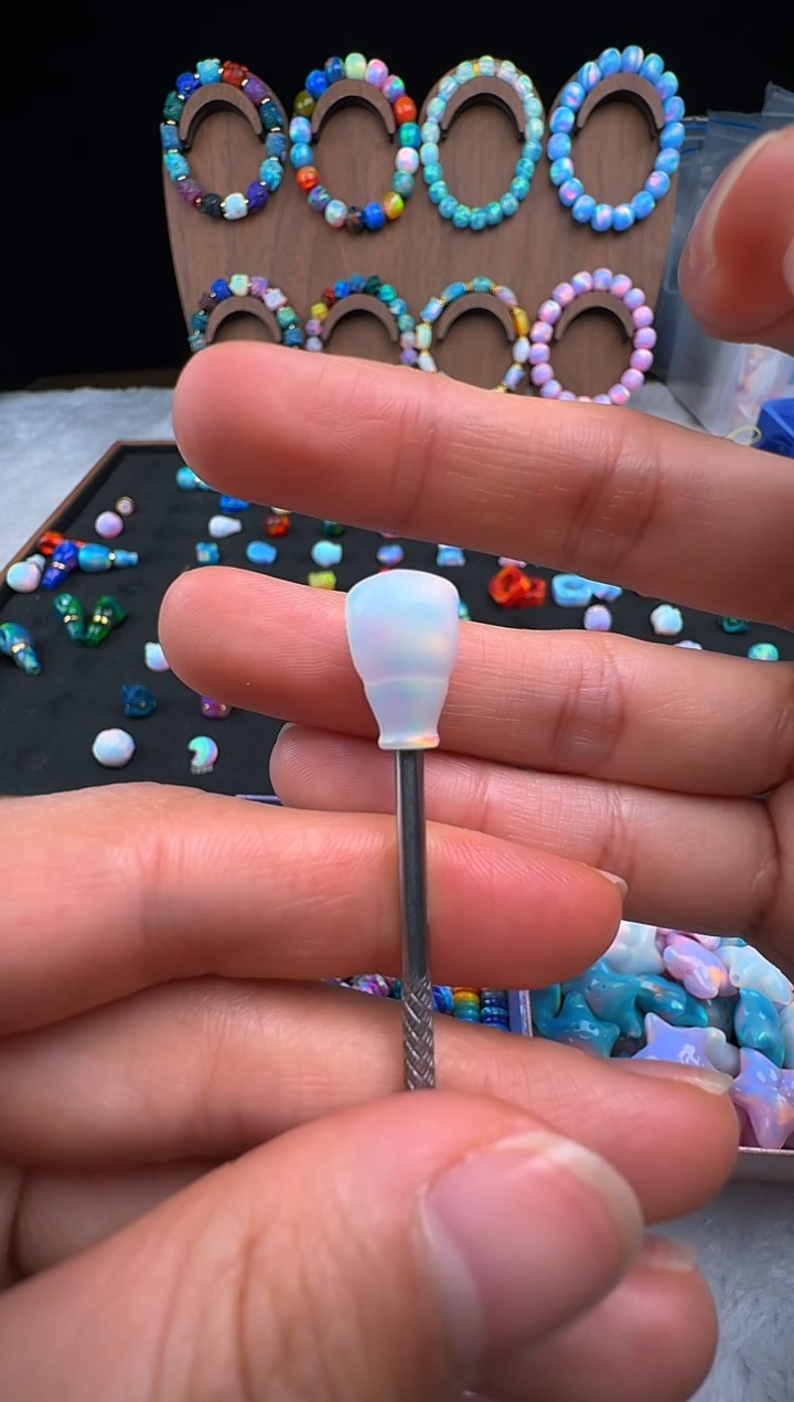 裸石合成欧泊白色小三通单颗