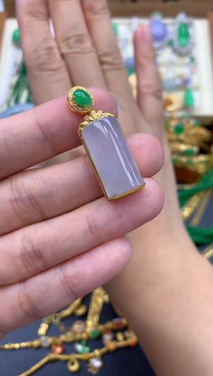 翡翠18K金镶嵌颈饰312-中国好珍宝