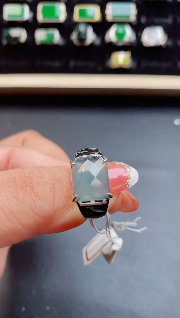 【闪购商品】翡翠戒指银S925镶嵌85080