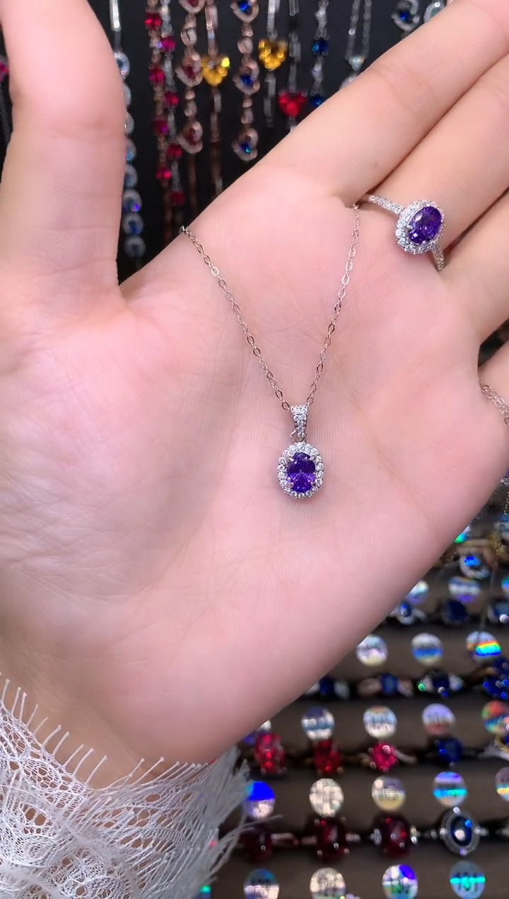 【闪购商品】银S925镶嵌吊坠(赠链)水晶银色