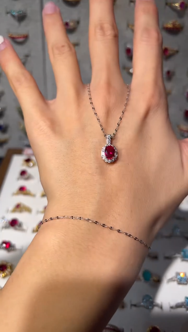 【闪购商品】红宝石吊坠(赠链)银S925镶嵌6523