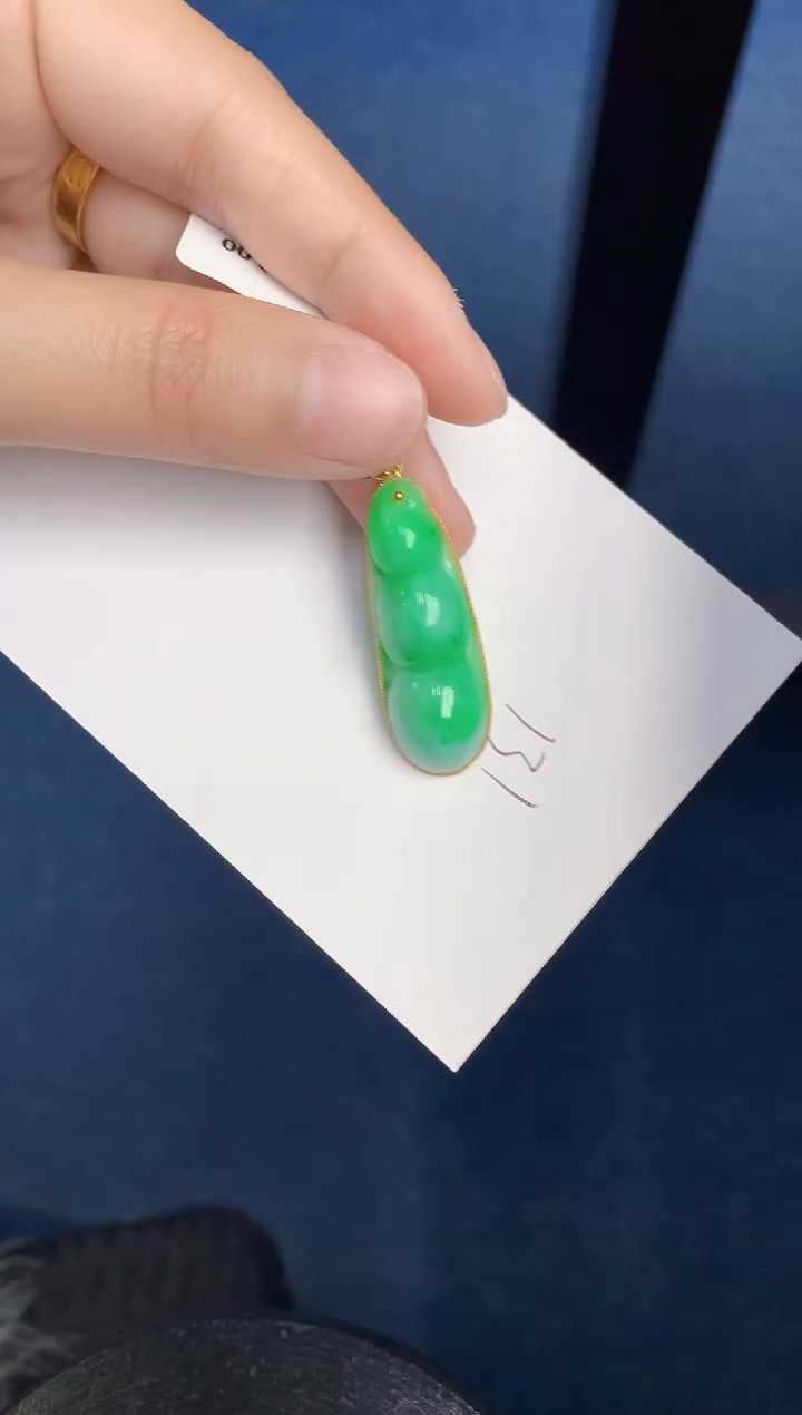 【闪购商品】翡翠颈饰18K金镶嵌000000000