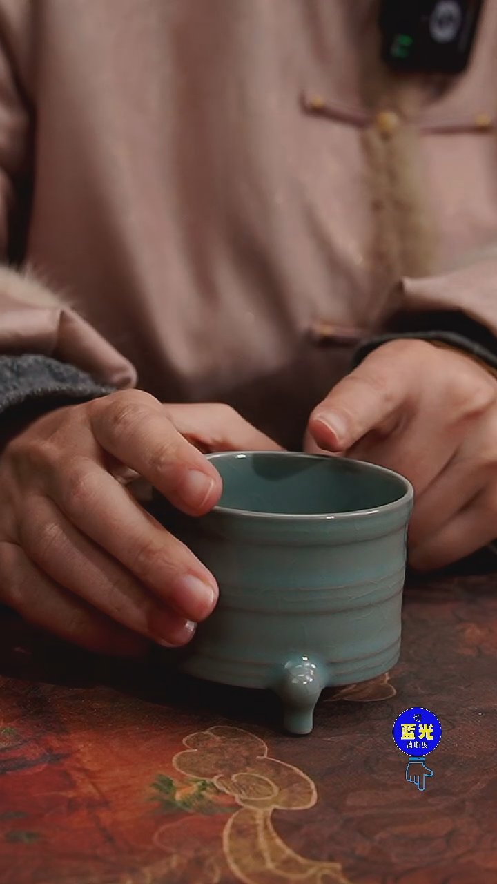 摆件瓷贝*爷纯手工清凉寺原矿釉三足杯